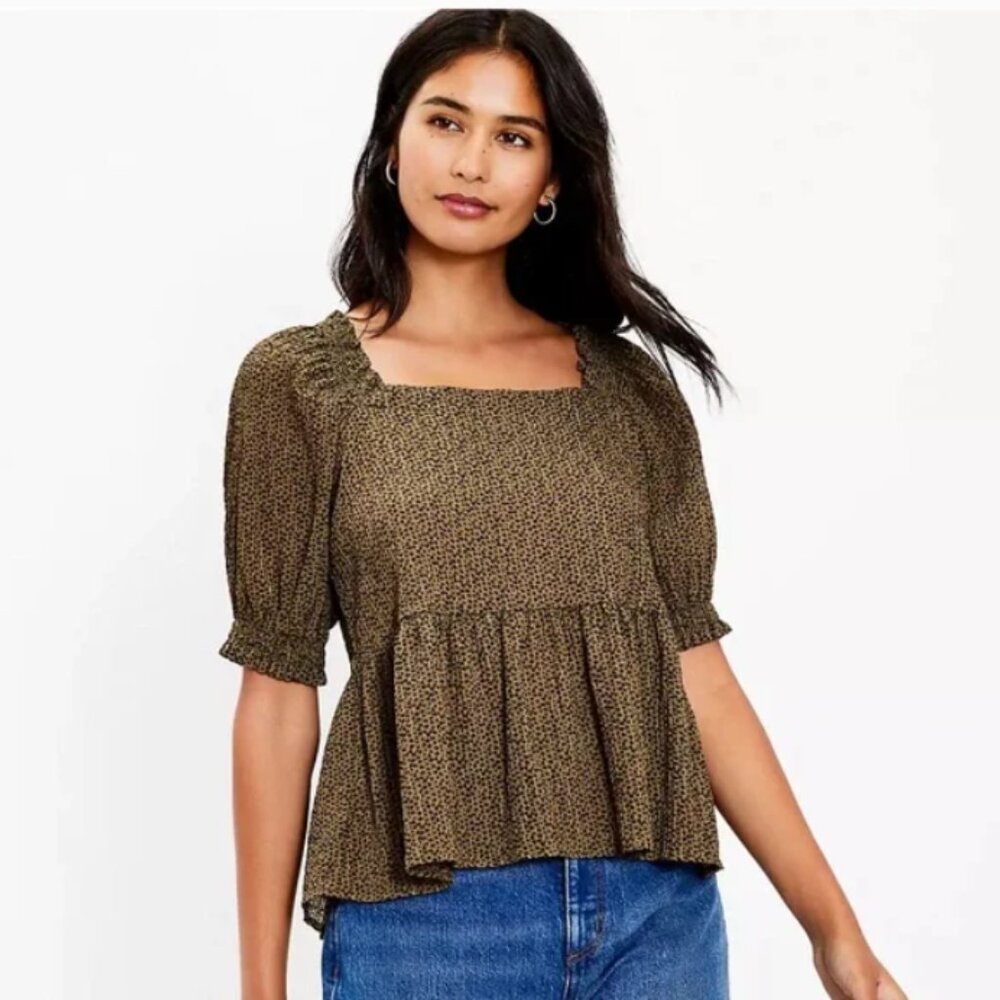 New LOFT Blouse Medium Green Black Ditsy Floral Square Neck Puff Sleeve Feminine